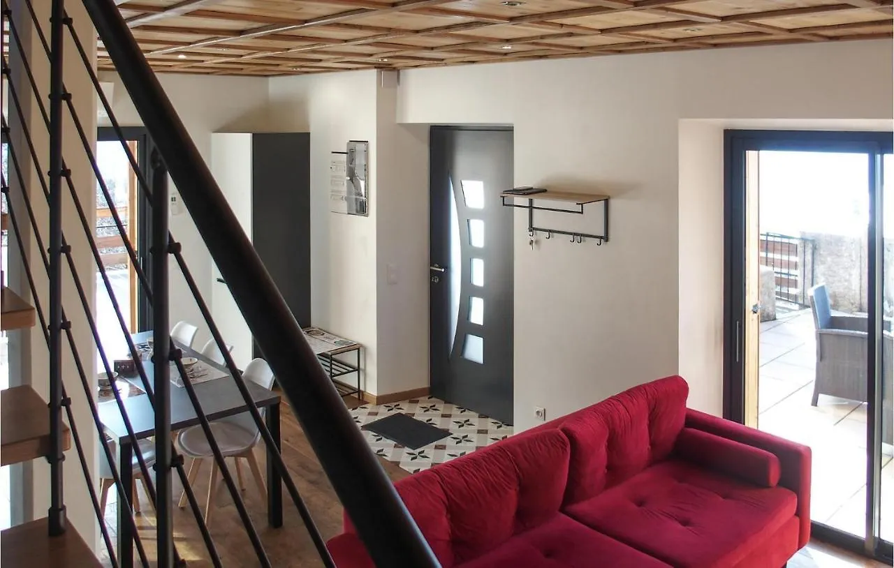 Holiday home Beautiful Home In Saint-Pierre-Dalbigny Juvigny