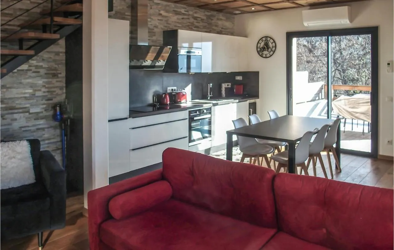 Beautiful Home In Saint-Pierre-Dalbigny Juvigny  France